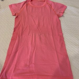 Swiftly Tech Short Sleeve Lululemon Shirt
